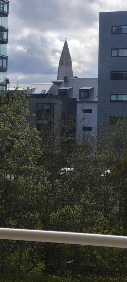 Ocean View Apartment In Downtown Reykjavik Exterior photo